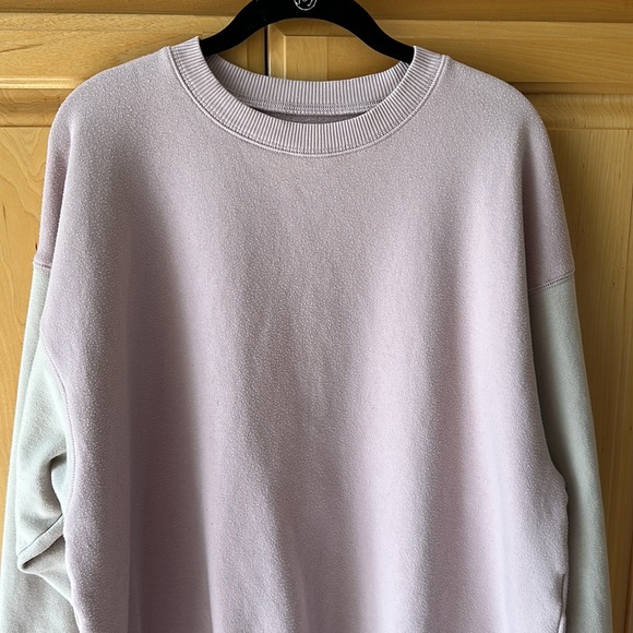 American Eagle Outfitters Sweatshirt - Picture 2 of 7